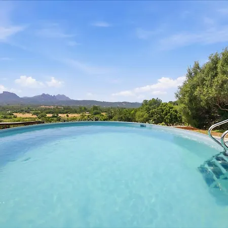 View By Interhome أرتْساكينا